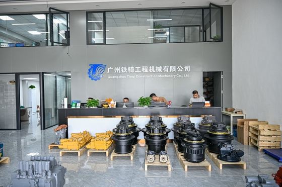 Hitachi EX550 EX550-5 EX600-3 Excavator Hydraulic Main Pump 9136529 0001284 Heavy Duty Replacement High Pressure Piston Pump for Construction Machinery Repair