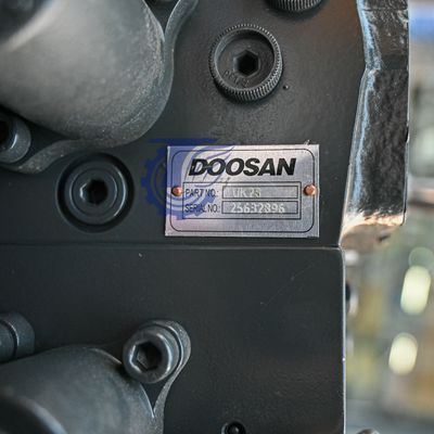 UX28 제어 밸브 Doosan Daewoo DX215 DX220 DX225-5-7 발굴기 주 제어 밸브