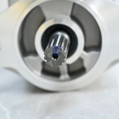 KOMATSU D31A-20 D31E-20 D31P-18A D31P-18 D37P-5A BULLDOZER 유압 기어 펌프 작업 장비 PISTON PUMP ASSY 애프터 마켓 오리지널 또는 OEM